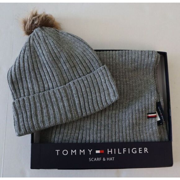Tommy Hilfiger THW000148C-032 Women's OS Gray Pom Hat & Scarf Set - Picture 1 of 8